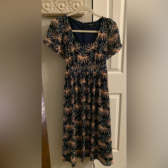 MADEWELL Ruffle-Sleeve Midi Dress in Oasis Palms - XXS - Picture 5 of 11